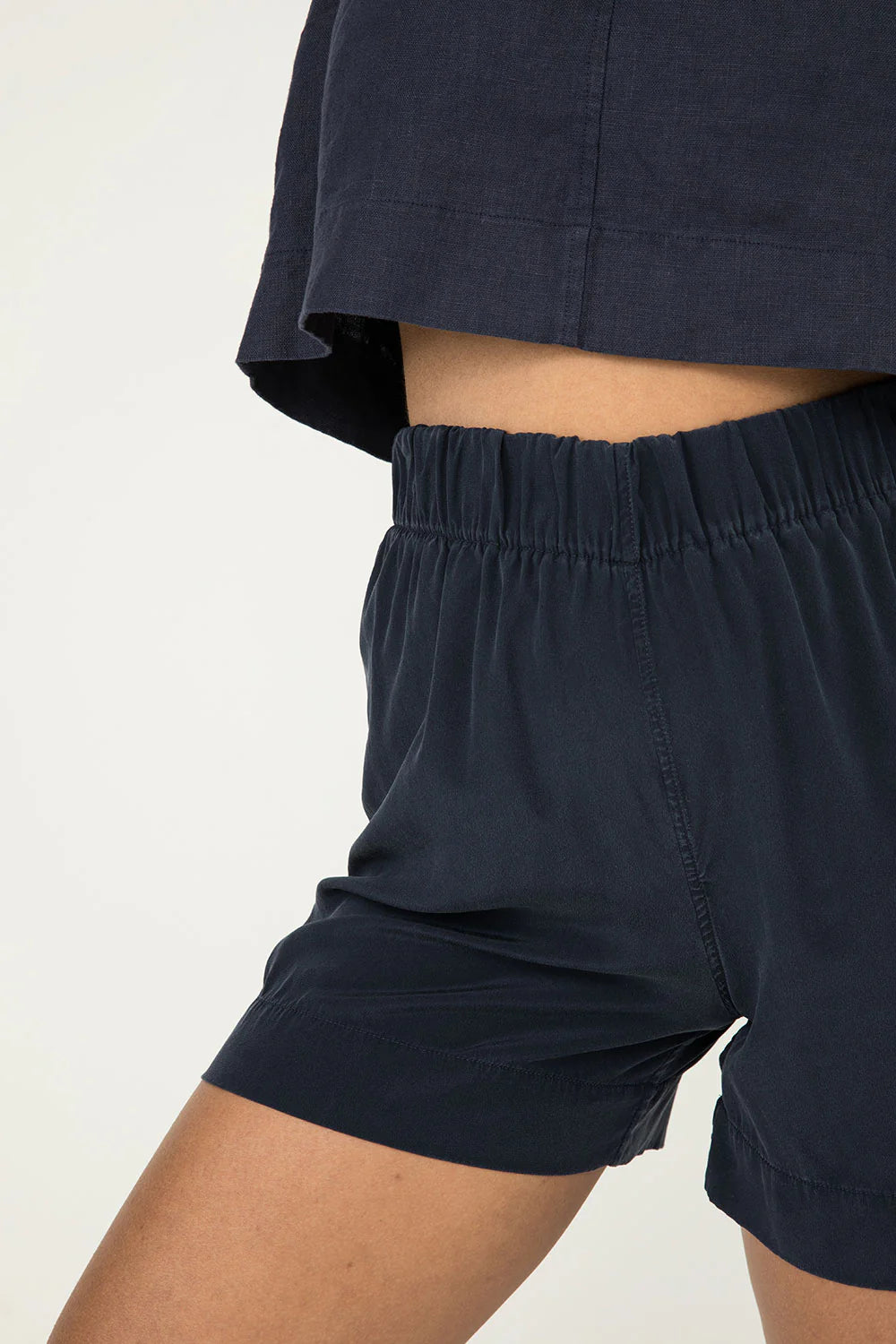 Florence Short in Silk Crepe