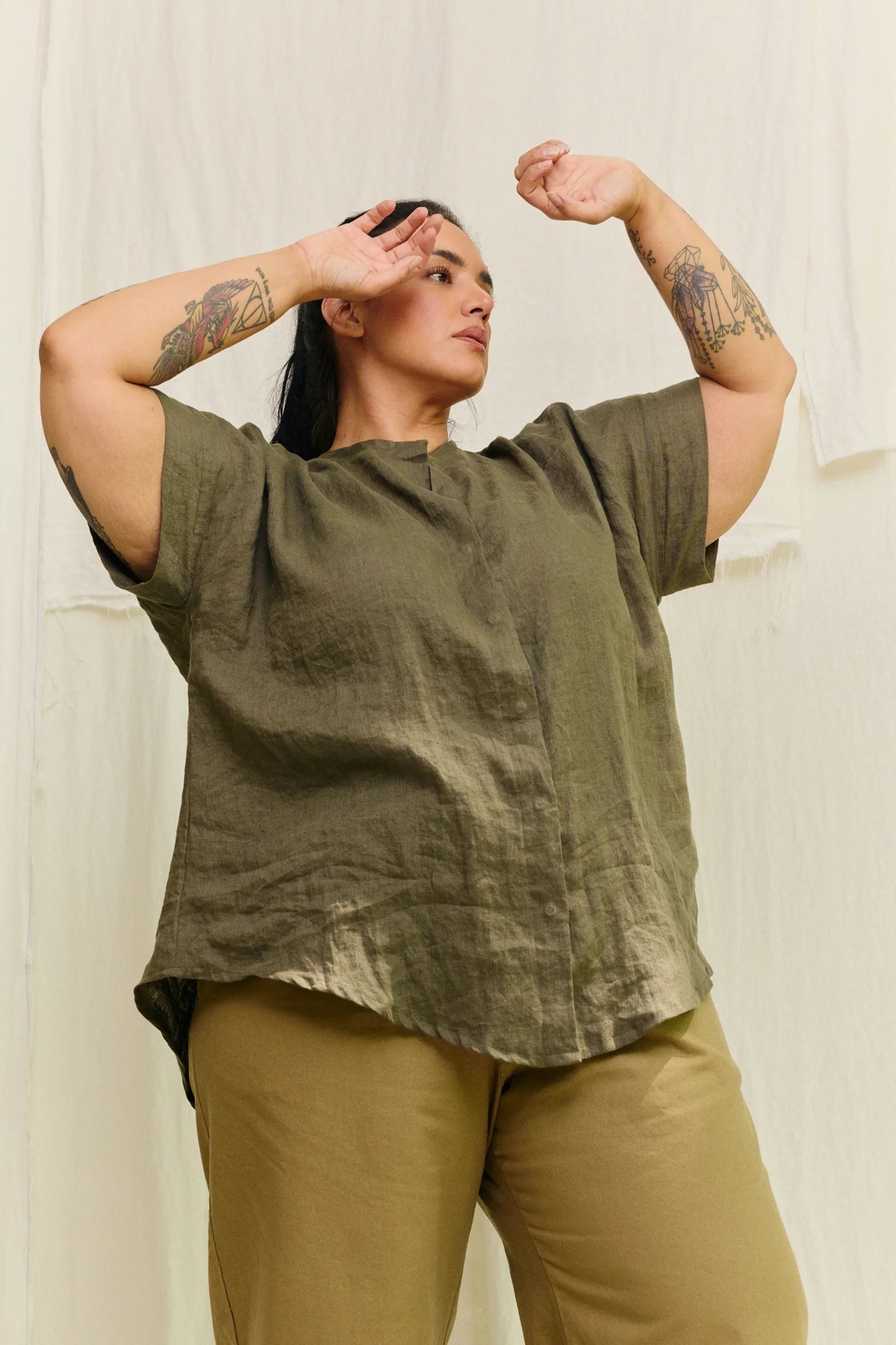 Georgia Snap Top in Lightweight Linen
