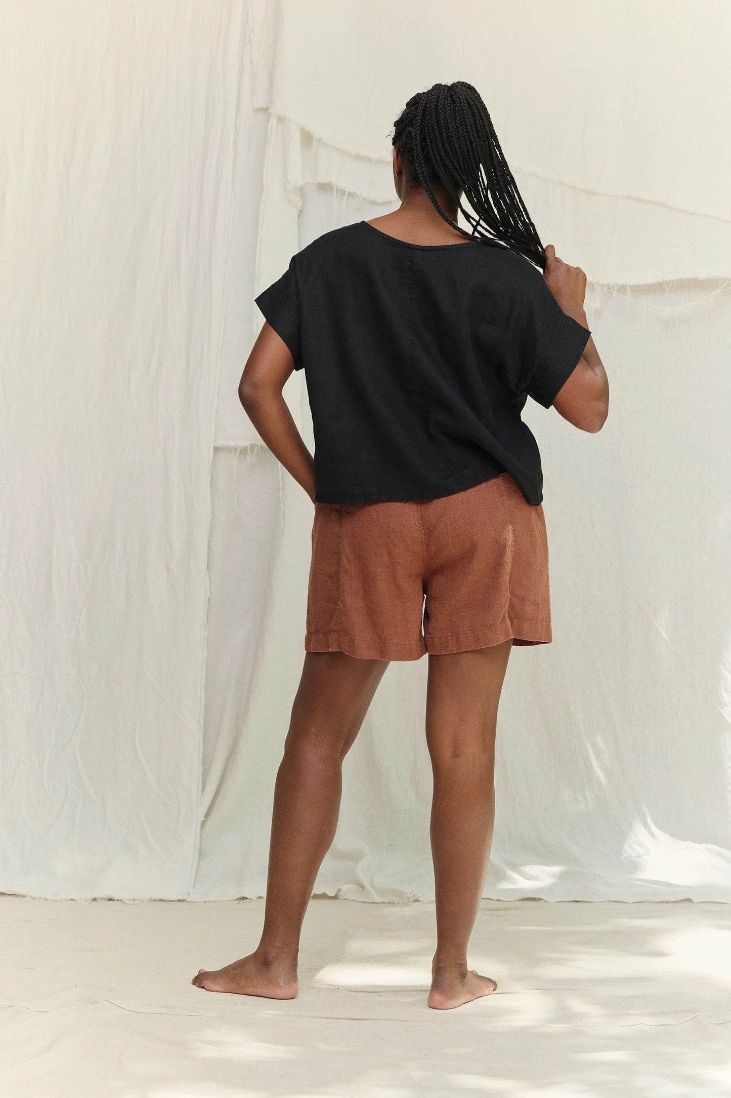 Georgia Tee in Lightweight Linen