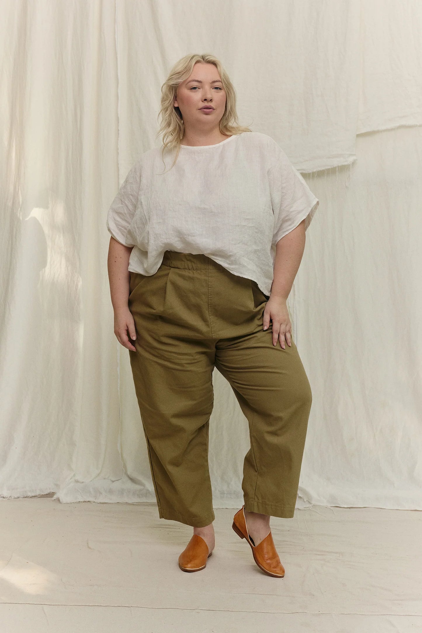 Linn Tee in Lightweight Linen