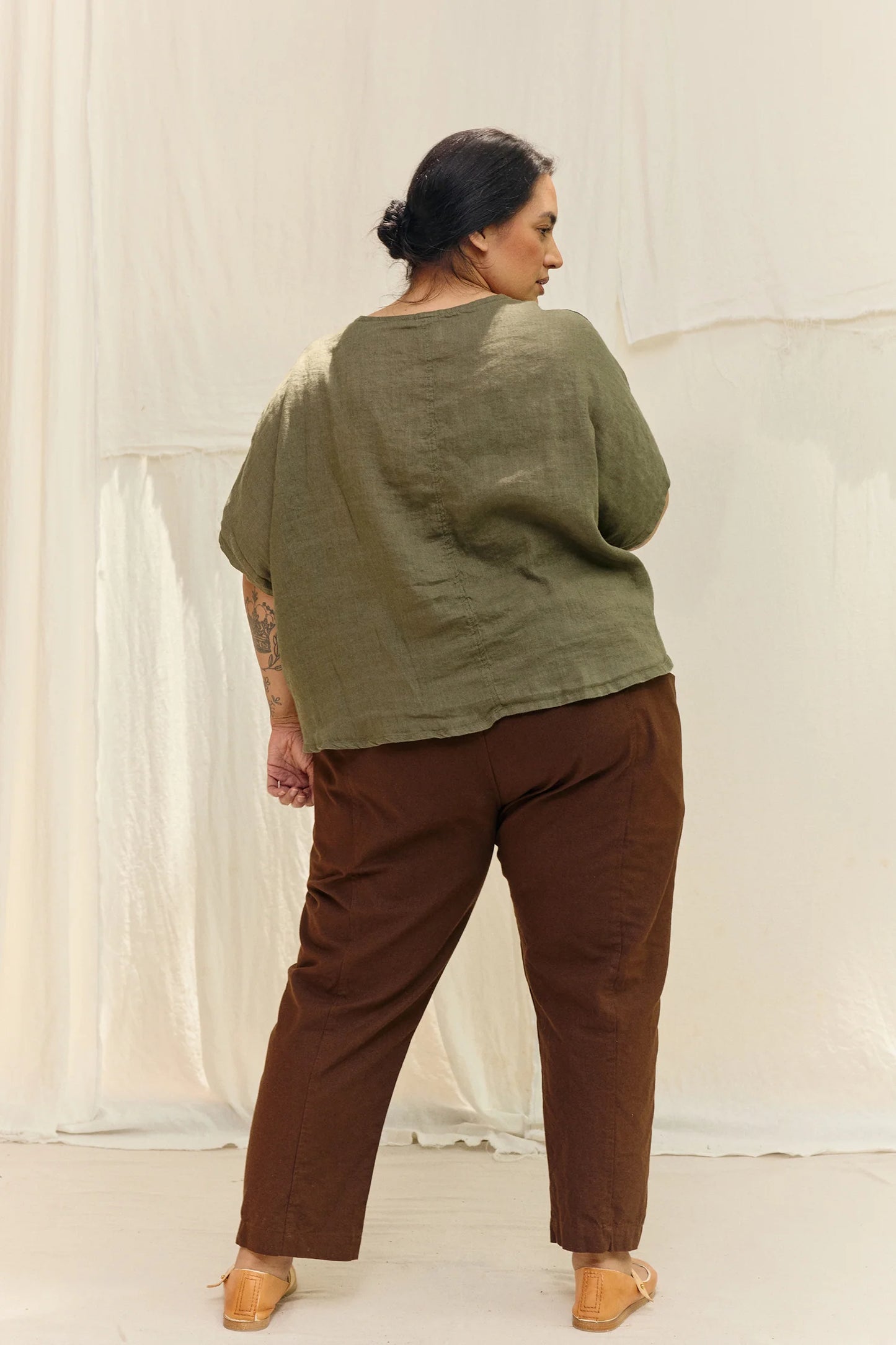 Linn Tee in Lightweight Linen