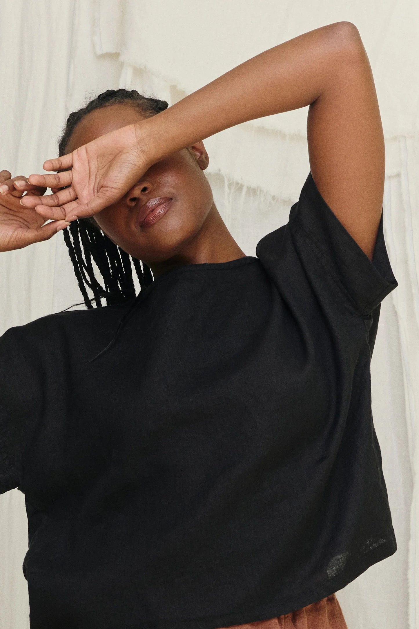 Georgia Tee in Lightweight Linen
