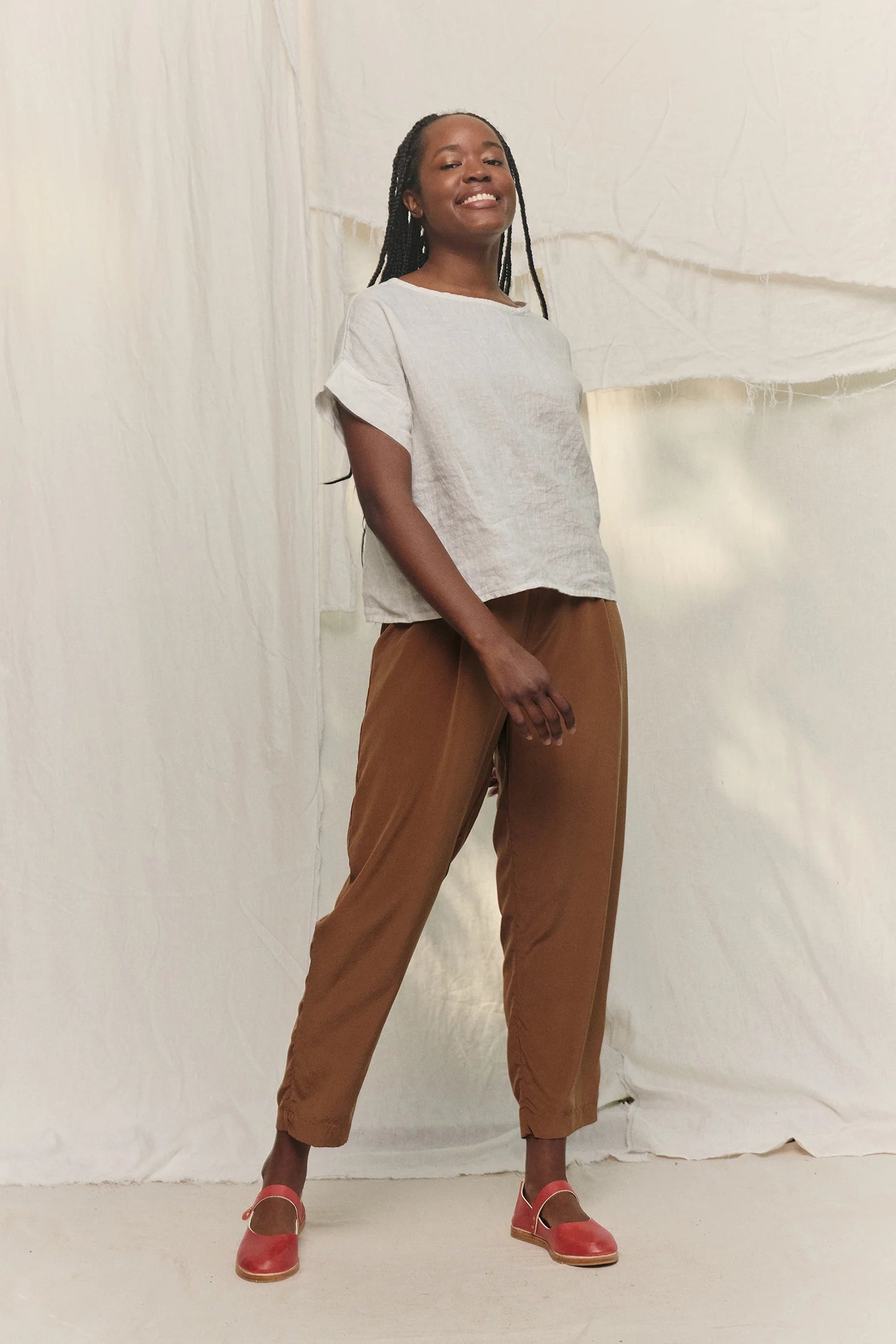 Georgia Tee in Lightweight Linen