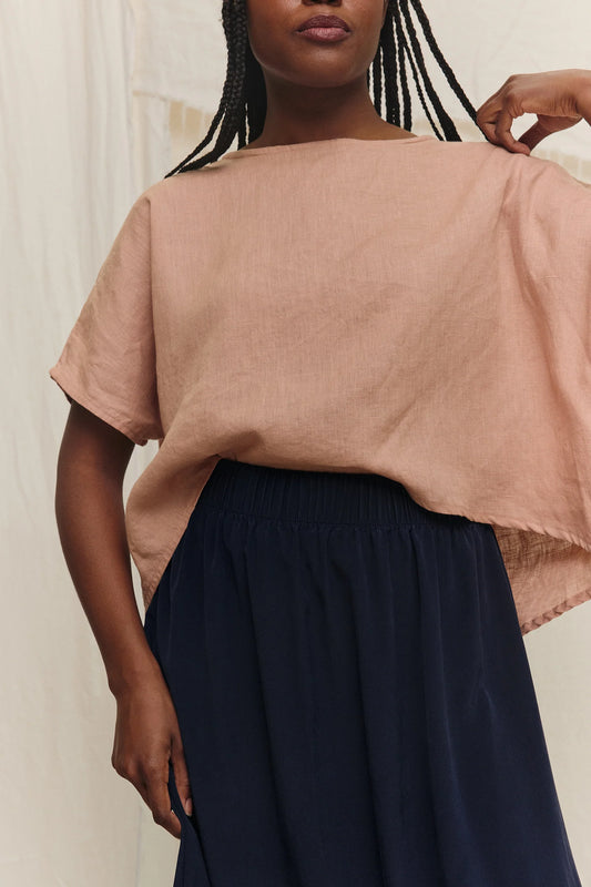Linn Tee in Lightweight Linen