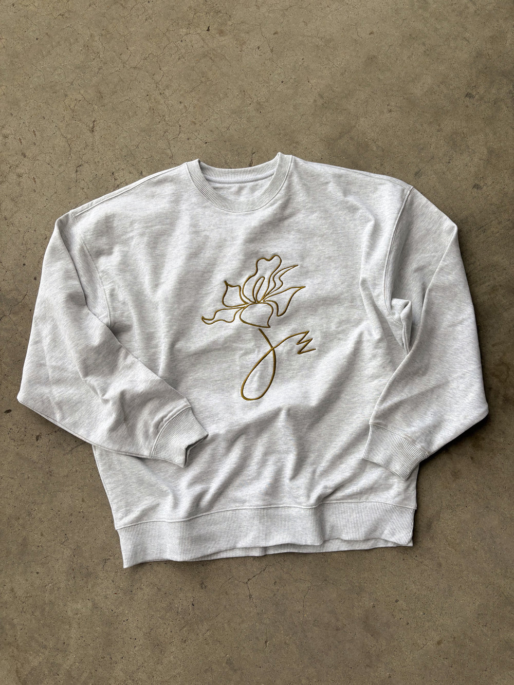 "Flora" Sweatshirt in Heather Gray Organic Cotton