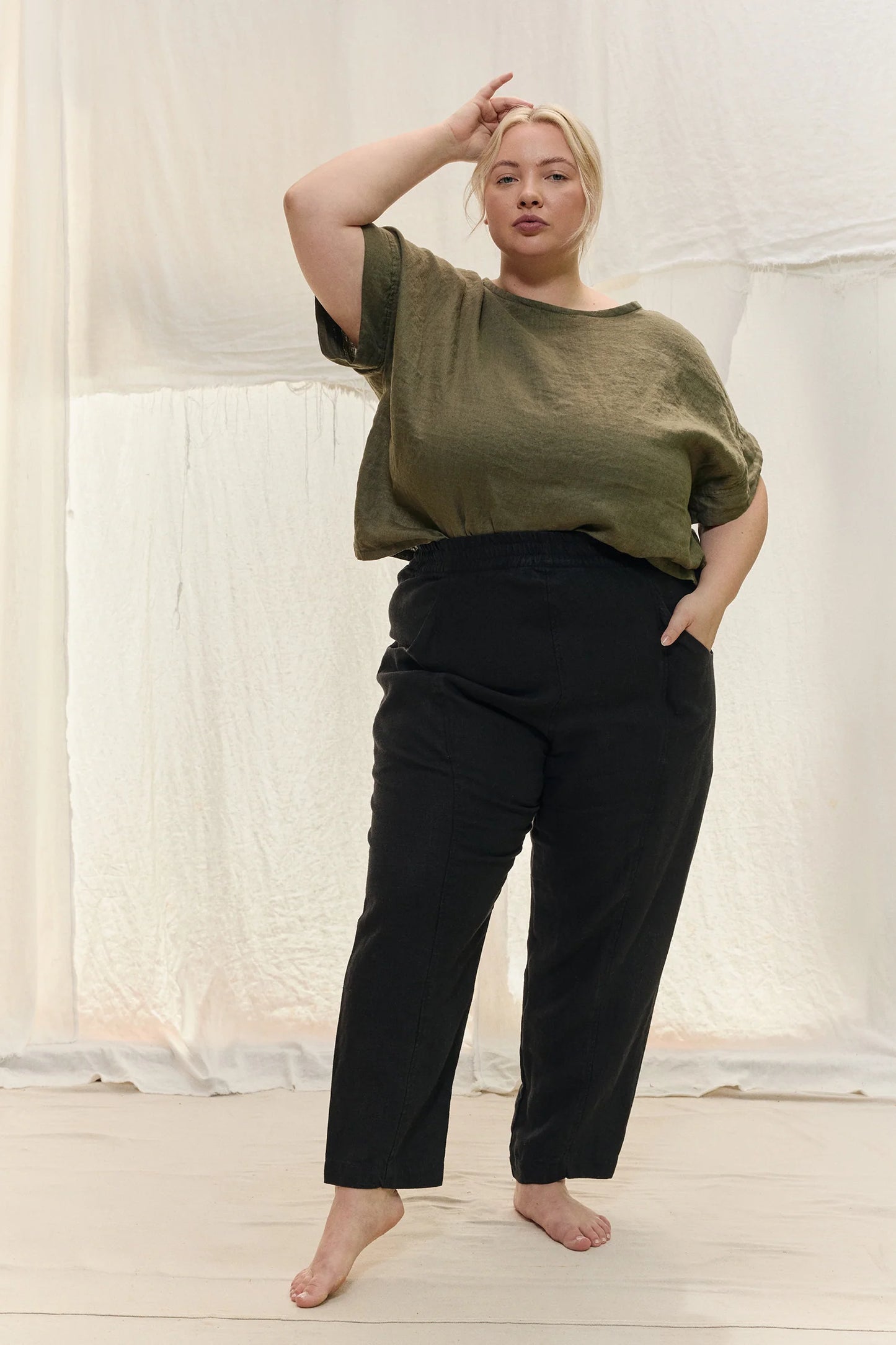 Georgia Tee in Lightweight Linen