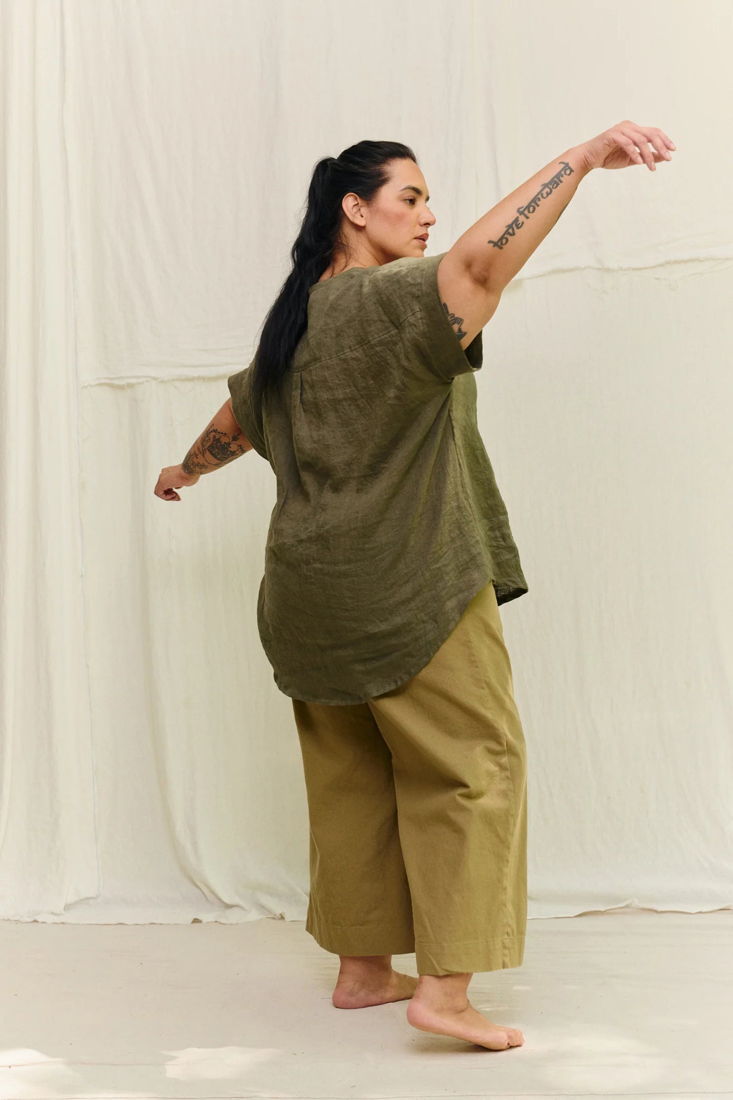 Georgia Snap Top in Lightweight Linen