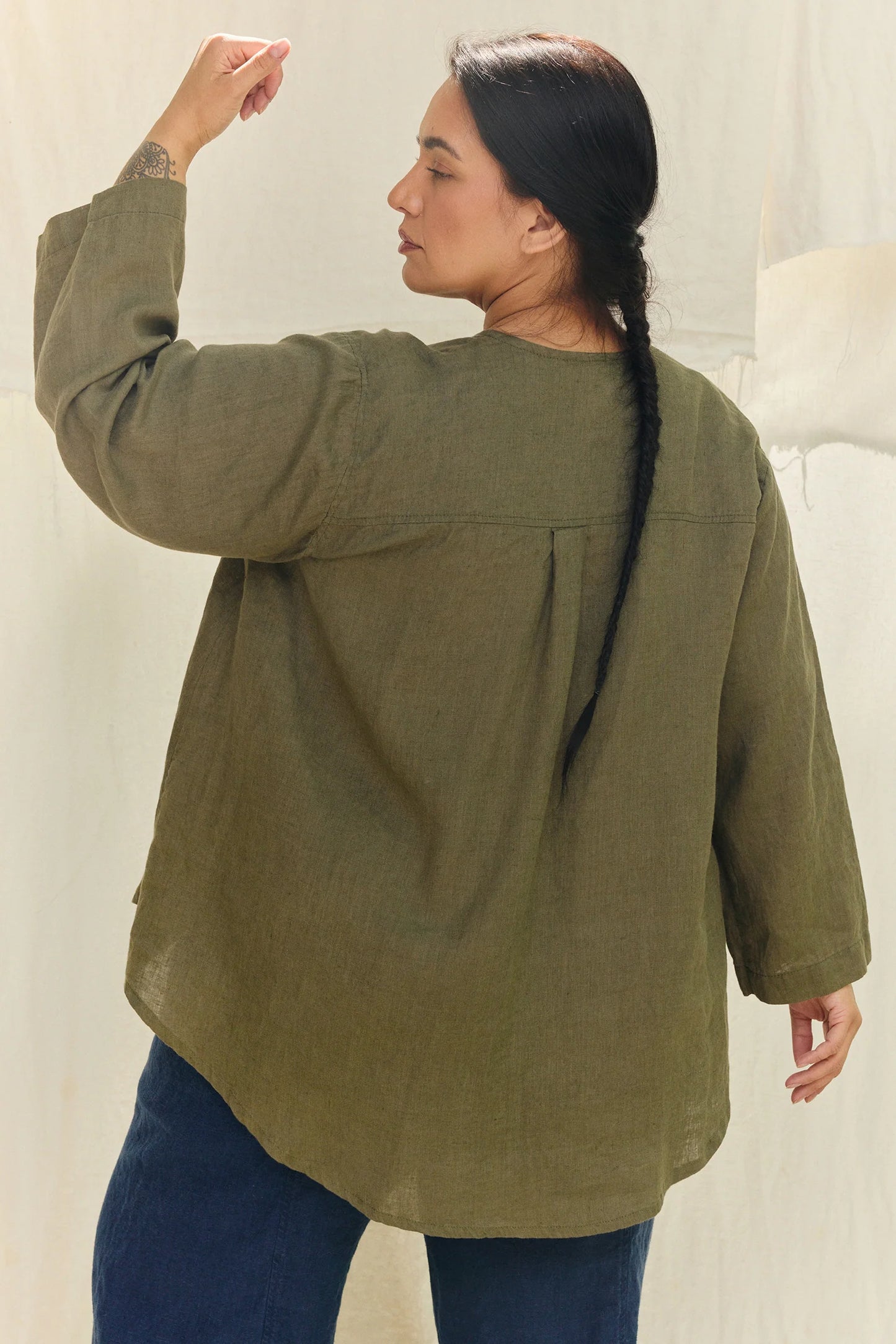 Long Sleeve Kara Snap Top in Lightweight Linen