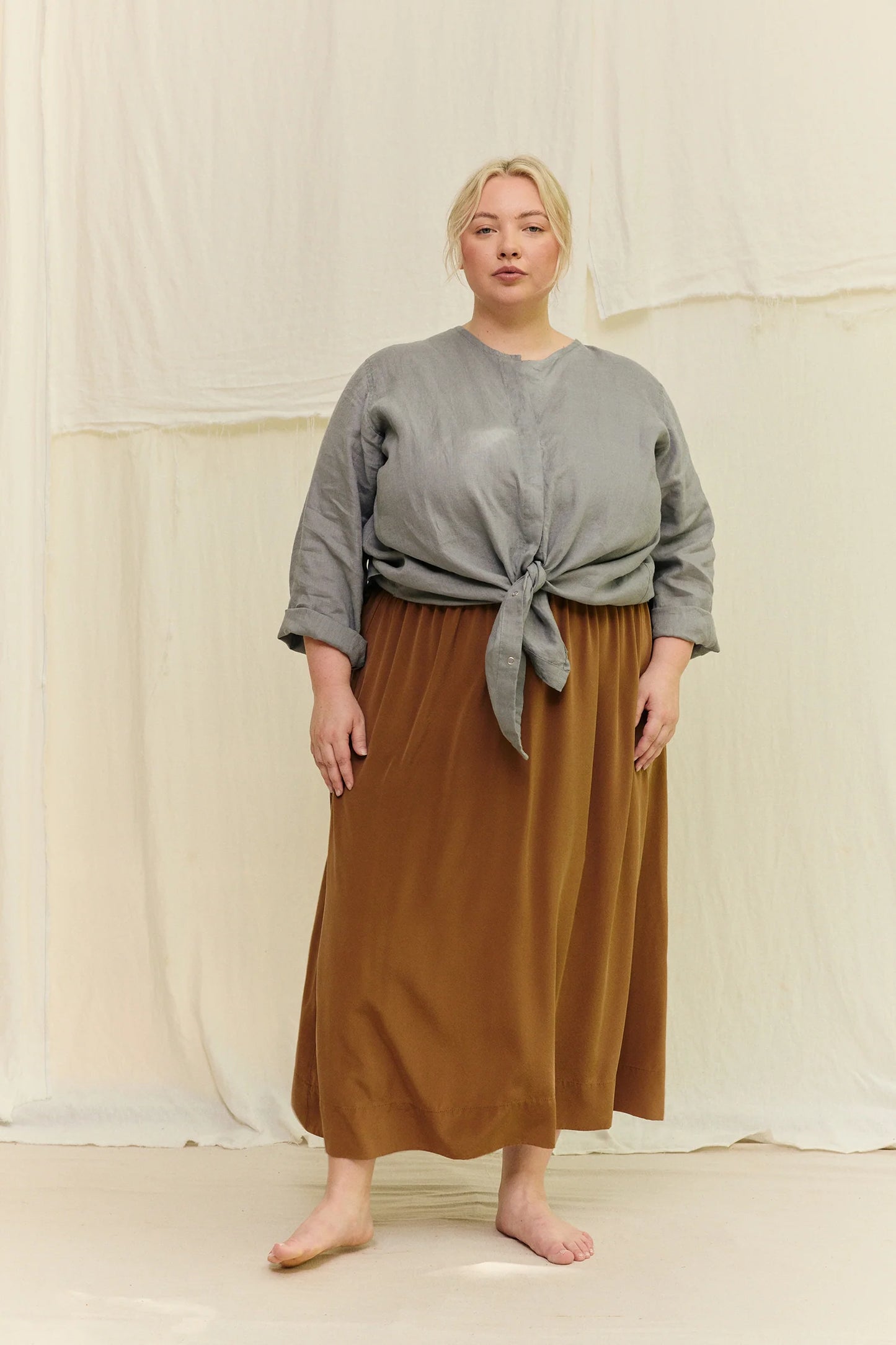 Long Sleeve Kara Snap Top in Lightweight Linen