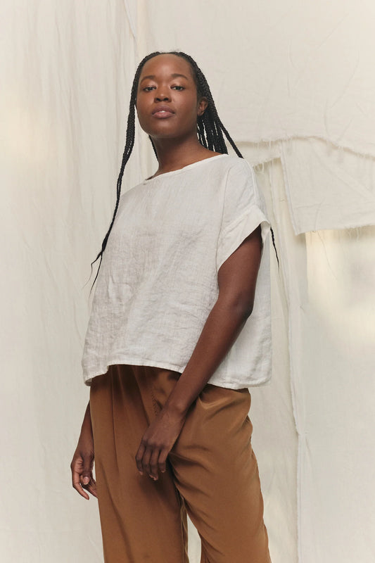 Georgia Tee in Lightweight Linen