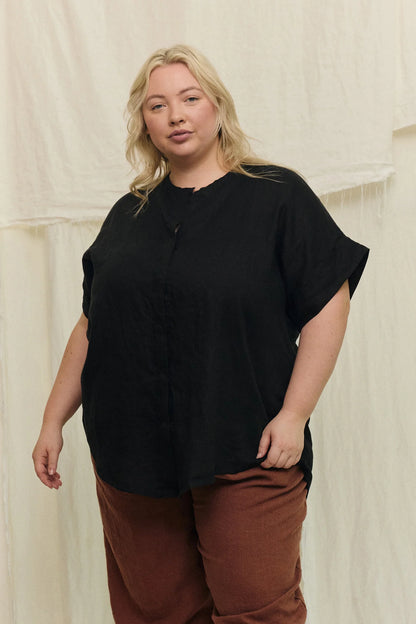 Georgia Snap Top in Lightweight Linen
