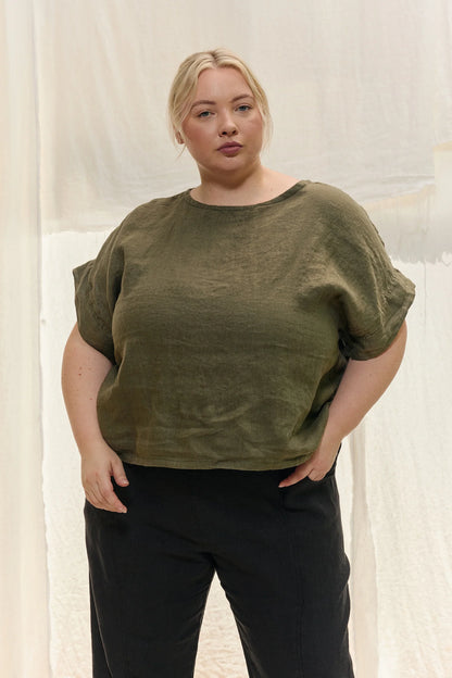 Georgia Tee in Lightweight Linen