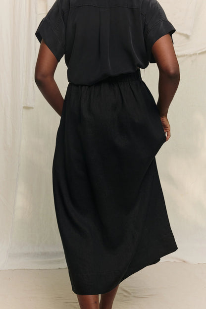 Bel Skirt in Lightweight Linen