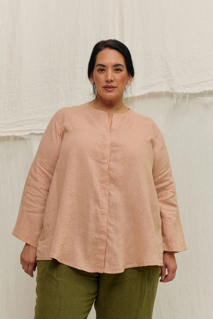 Long Sleeve Kara Snap Top in Lightweight Linen
